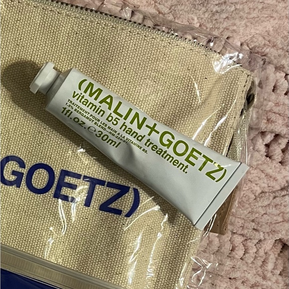 Malin+Goetz vitamin b5 hand treatment - Picture 1 of 1